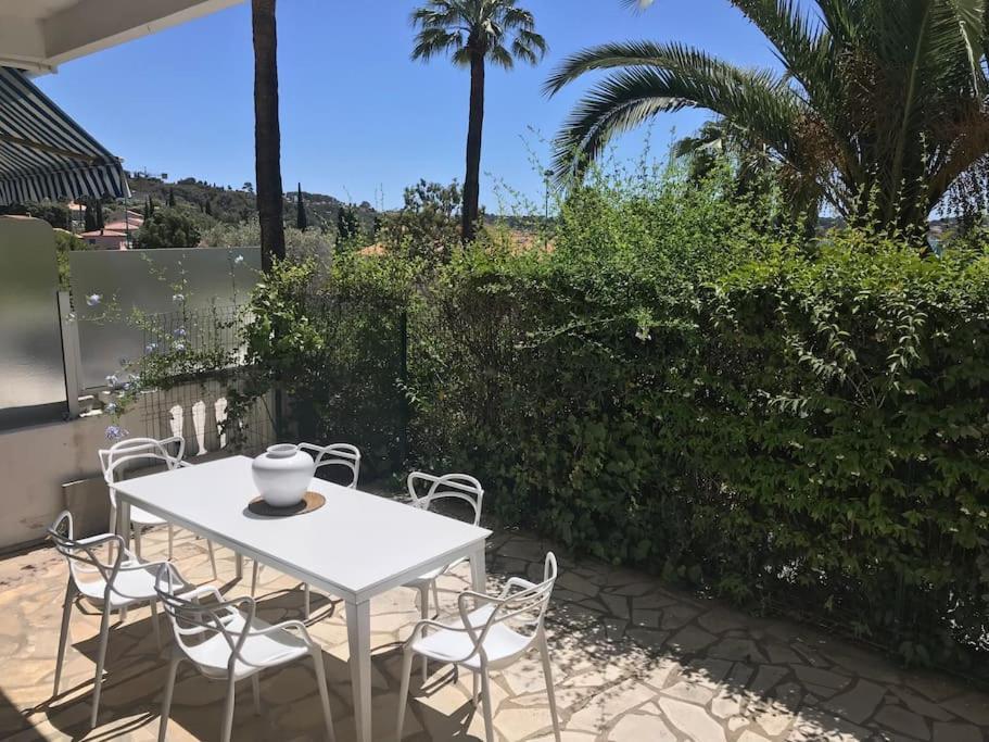 Bandol Roc Beach Vue Mer Grand T3 Face A La Plage Avec Parking エクステリア 写真